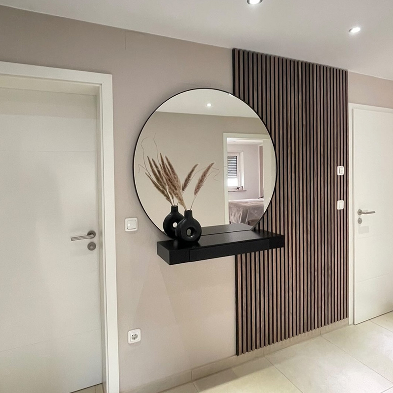 Forskellige materialer Træstrimler Kontordekoration Vægpaneler Rist Lydabsorberende paneler Grafisk design Projektløsning