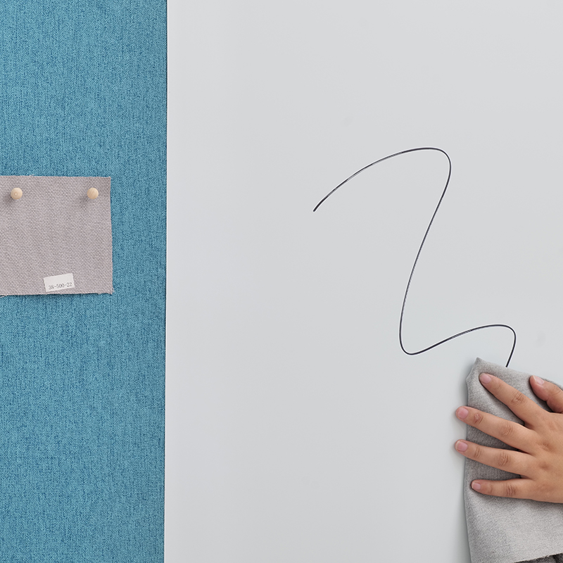 Hvidt skrive-akustisk tavle til kontormødelokale Stof indpakket med magnetisk hærdet glas Støjabsorber med skrivning Hvidt skrive-akustisk tavle til kontormødelokale Stof indpakket med magnetisk hærdet glas Støjabsorber med skrivning